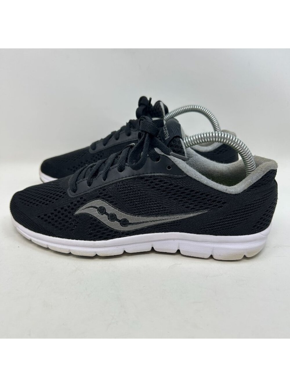 Saucony Liteform Feel Women’s Running Shoes Black Gray Size 8.5 Athletic Sneaker